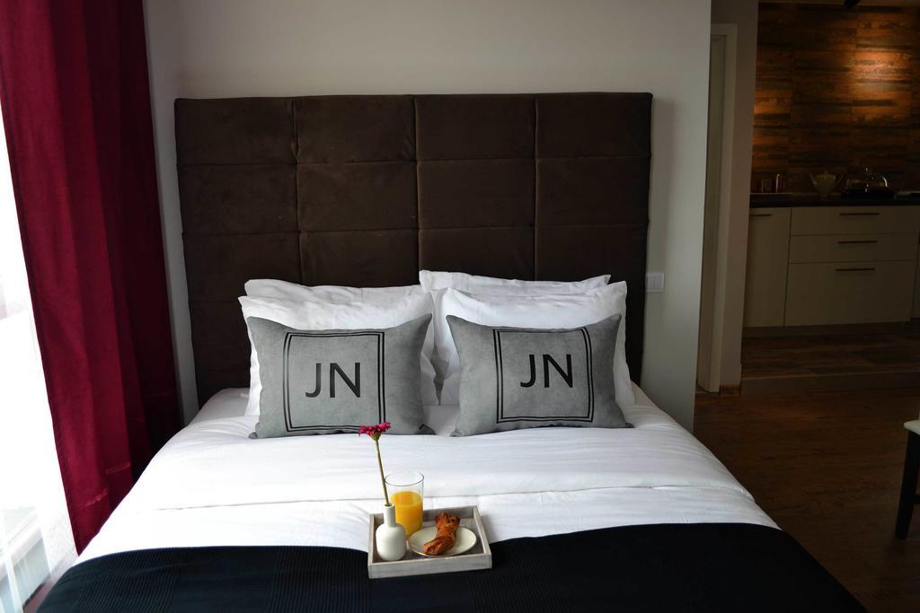 Jn Boutique Apartments Bucarest Habitación foto